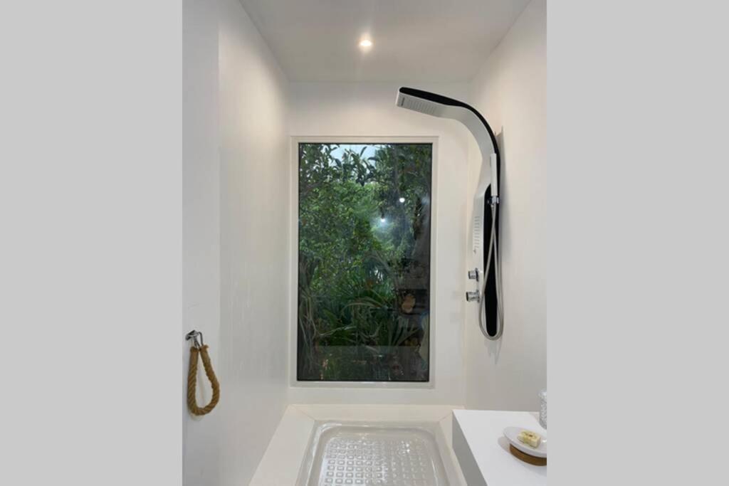 La Caze Amoremieve Pour Un Sejour Cozy A St Pierre Saint Pierre Luaran gambar